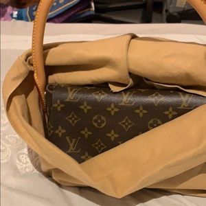 Meet your Posher, Salwa